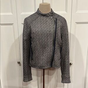 GAP Black and White Blazer with Fitted Silhouette and Asymmetrical Closure